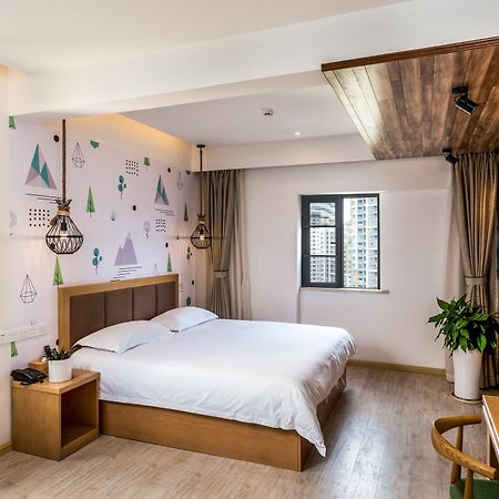 Blossom Play&Design Hotel Kunming Luaran gambar