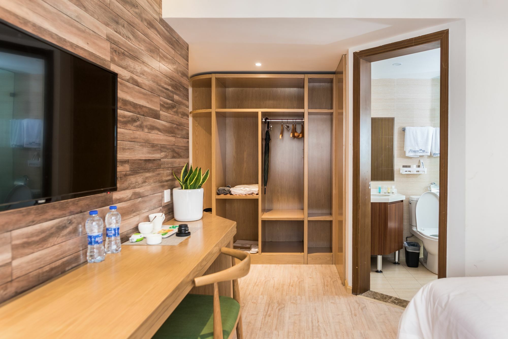 Blossom Play&Design Hotel Kunming Luaran gambar